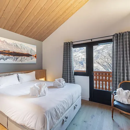 Chalet Familial Moderne A Meribel Village, Terrasse Sud Avec Jacuzzi, Proche Pistes Et Commerces - Fr-1-566-56